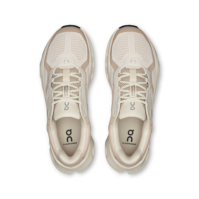 Tops of On Running Men&