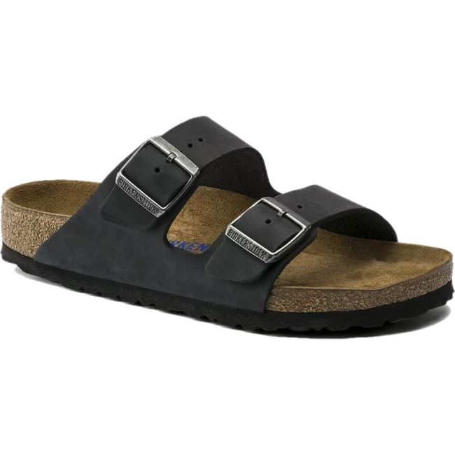 Front angled view of Birkenstock Unisex Arizona Soft Footbed Oiled Leather Sandal in black