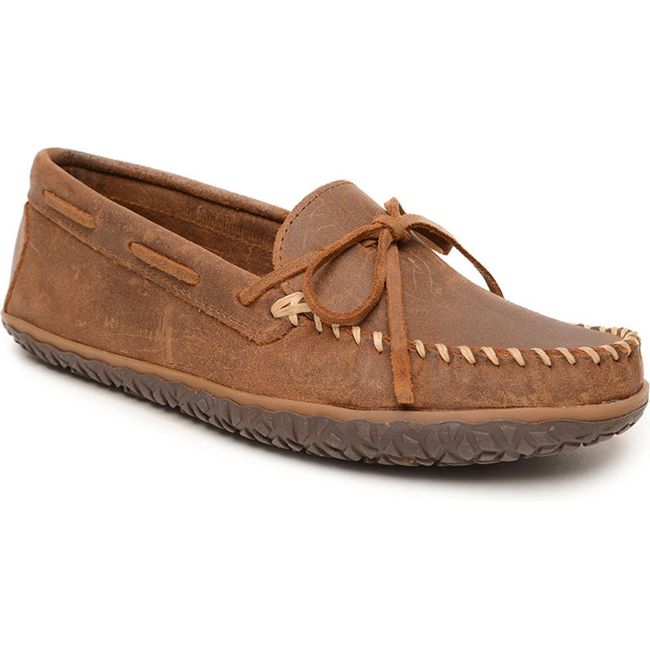 Minnetonka Men's Tie Tread Moccasin Brown 793A