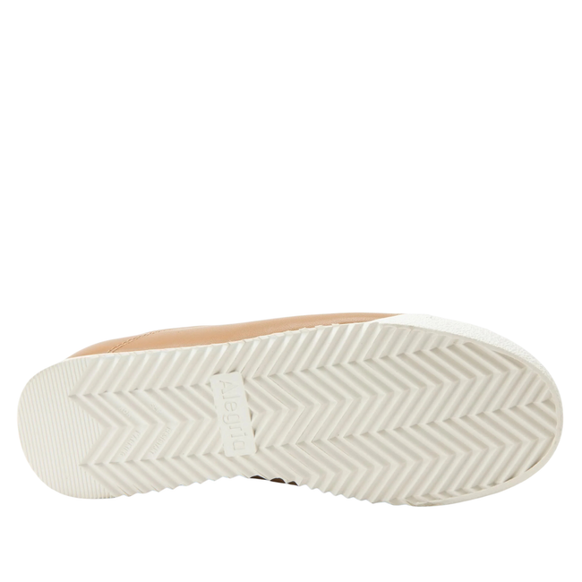 White sole of Alegria Women&