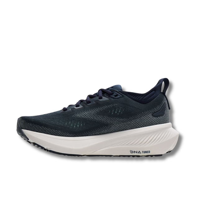 Medial side of Brooks Women&