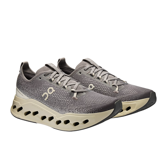 Pair of On Running Men&
