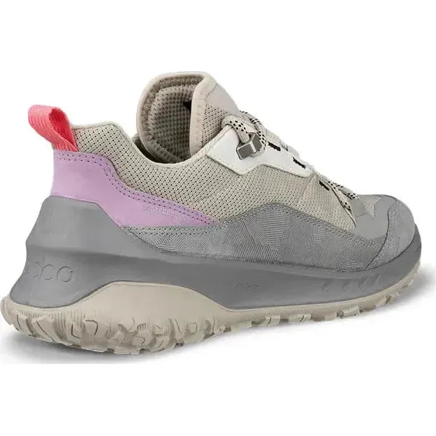 ECCO Women's ULT-TRN Waterproof Low Shoe Wild Dove/Gravel 824253-61029