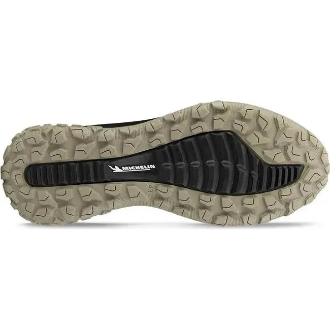 Ecco Men's ULT-TRN Waterproof Low Shoe Black/Tarmac 824254-56665