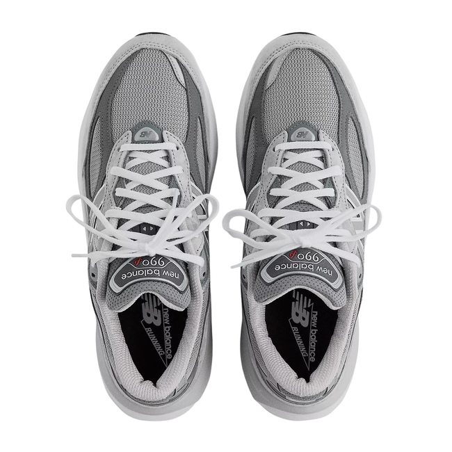 New Balance Women's 990 V6 Lifestyle Shoe Grey W990GL6