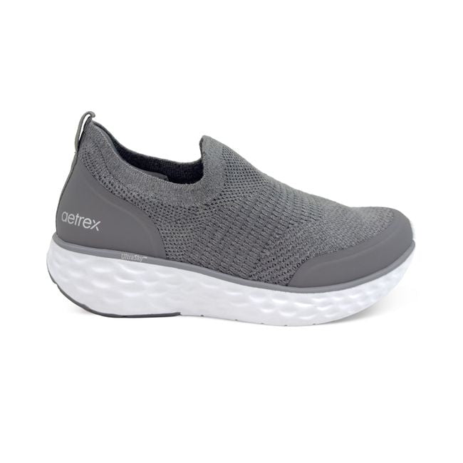 Lateral profile of Aetrex Women&