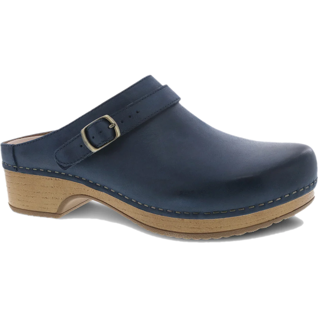 Dansko Women's Berry Clog 9421541600