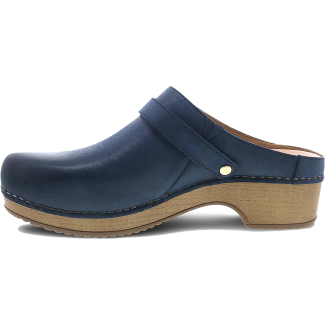 Dansko Women's Berry Clog 9421541600