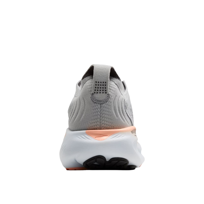 Heel of Brooks Women&