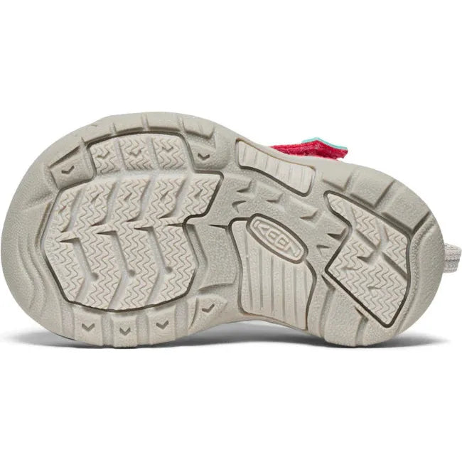 Sole of KEEN Toddlers&#39; Newport H2 Closed Toe Sandal in Raspberry Giggle Pink