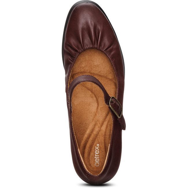 Aetrex Women's Sara Pump Heel Burgundy AH209W