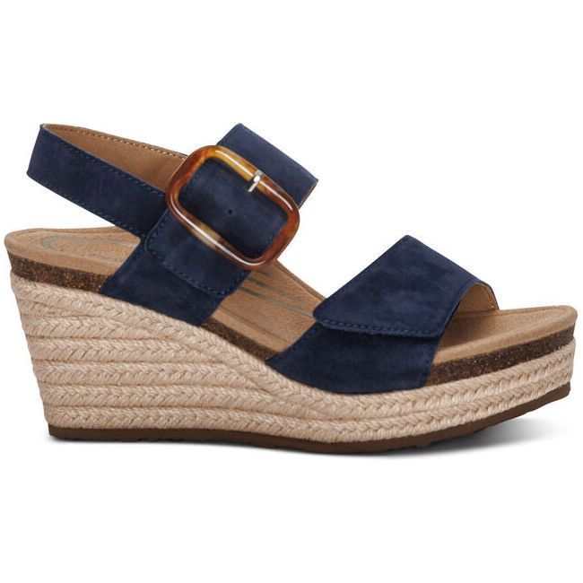 Aetrex Women&#39;s Ashley Wedge Sandal Navy EW791W