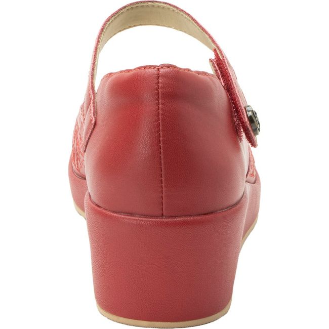 Heel of Women's Alegria Hayes Wedge Heel in Ruby Breeze