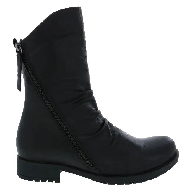 Lateral side of Women's Biza Jade Boot in black leather with dual side zippers
