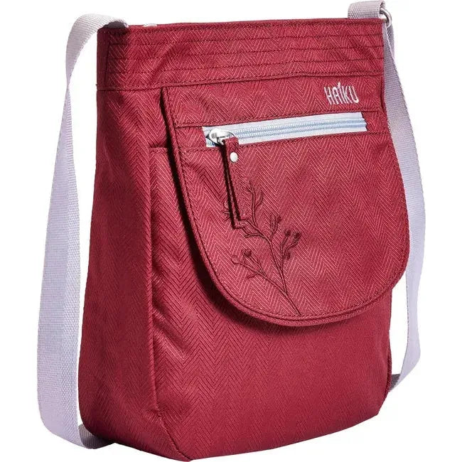 Haiku Jaunt Crossbody Bag Rosewood
HK048-ROW