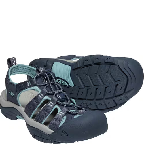 Front and sole of Keen Women&