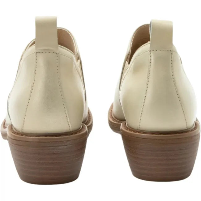 Heels of Women's Alegria Merle Ankle Boots in gold cream leather upper with brown block heel