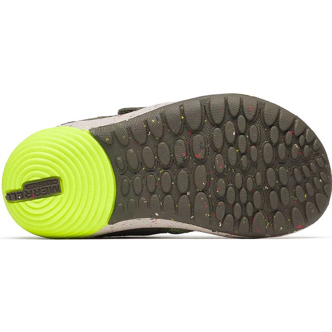 Sole of Merrell Little Kids&#39; Bare Steps H2O Closed Toe Water Shoe in Olive Green