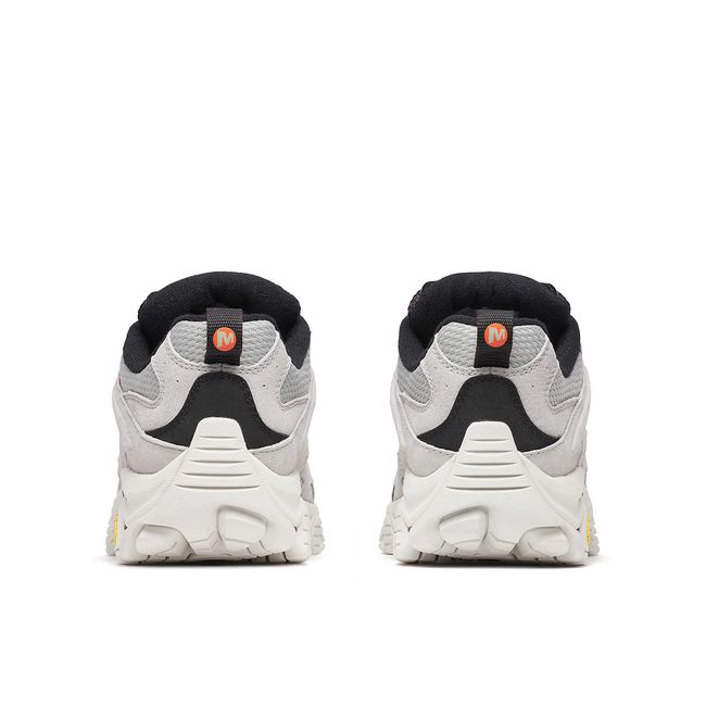 Heels of Merrell Women's Moab 3 Hiking Shoes in Pigeon Dark Cherry