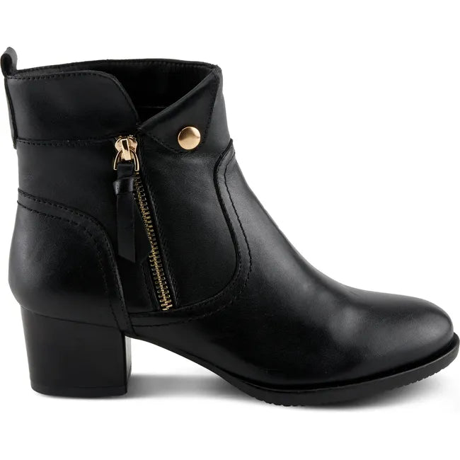 Lateral side of Women's Spring Step Nazca Boot in black leather with side zipper