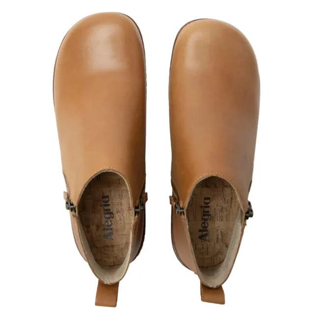 Leather upper of Alegria Women's Oaklee Boots in Rancho Tan