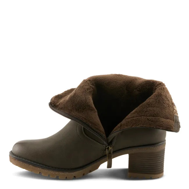 Faux fur lining of Spring Step Women's Relife Rene Boot in green leather