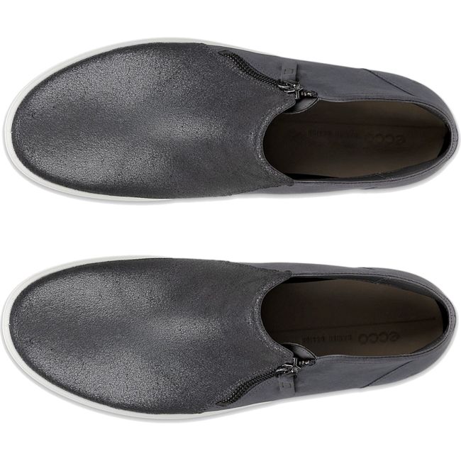 Top down view of Womens ECCO Soft 7 Low Booties in Silver Heavy Magnet upper color and white sole