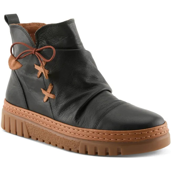 Front angled view of black leather Spring Step Women&