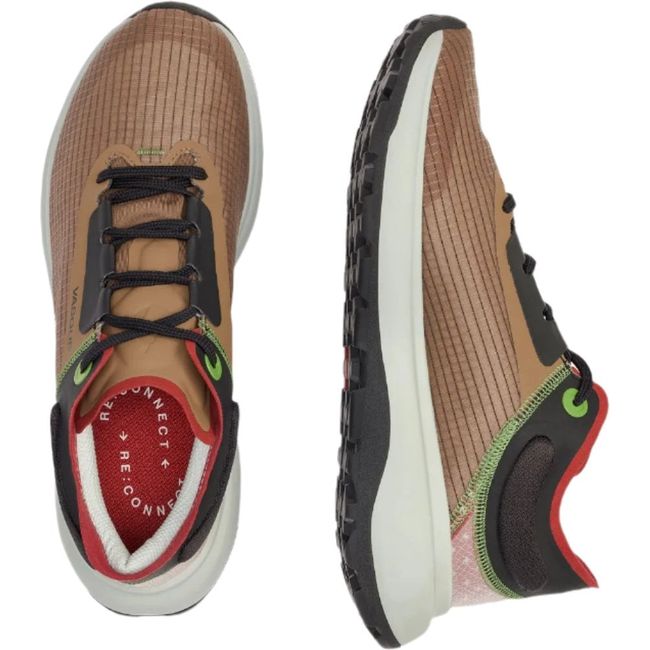Pair of Mens Vasque Now GoreTex Hking Shoe in Canyon Brown. One shows the top and the other the side