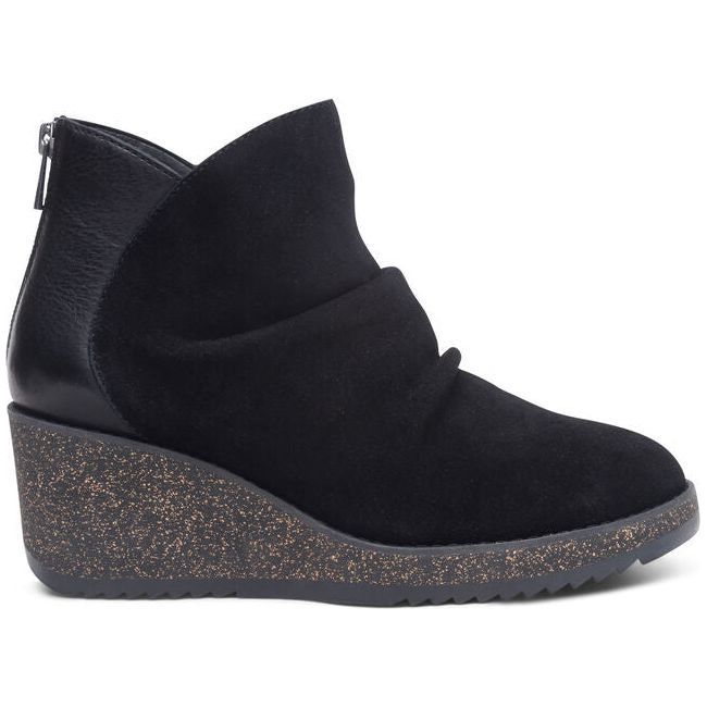 Aetrex Women's Kara Ankle Wedge Boot Black WB100W