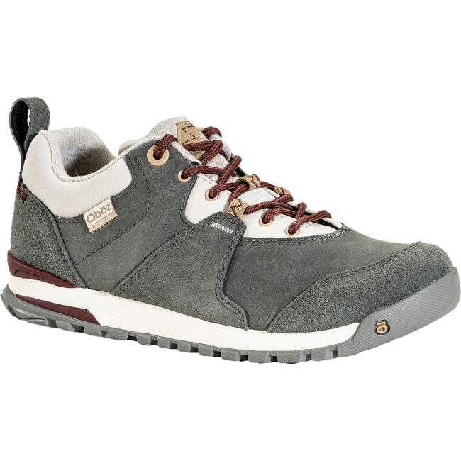 Front angled view of Women&#39;s Oboz Emma Low Casual Shoe in gray nubuck with red accents