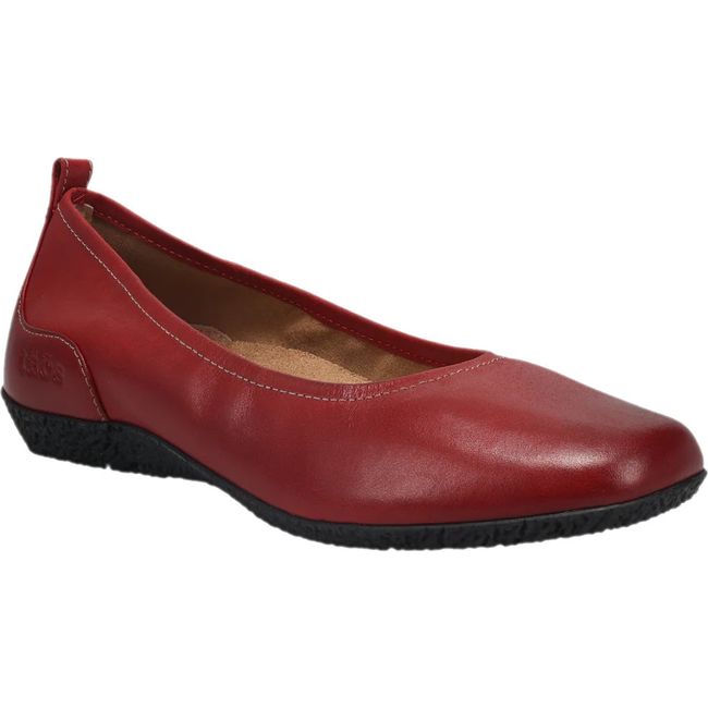 Front angled view of Women&#39;s Taos Chit Chat Flat in Red leather