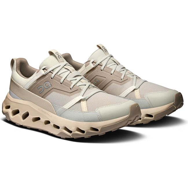 Pair of Women's On Running Cloudhorizon Trail Running Shoes in Ice Cream Beige