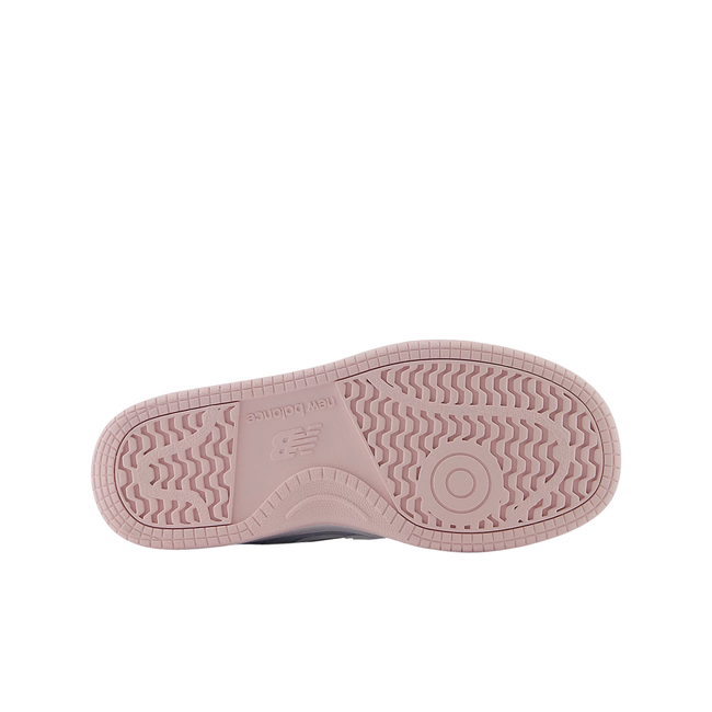 Pink sole of New Balance Little Kids&