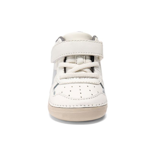 Front view of the Stride Rite Rockstar in cream white with elastic laces