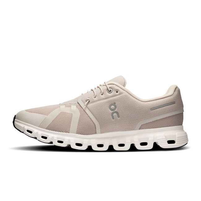 Medial side of On Running Men&