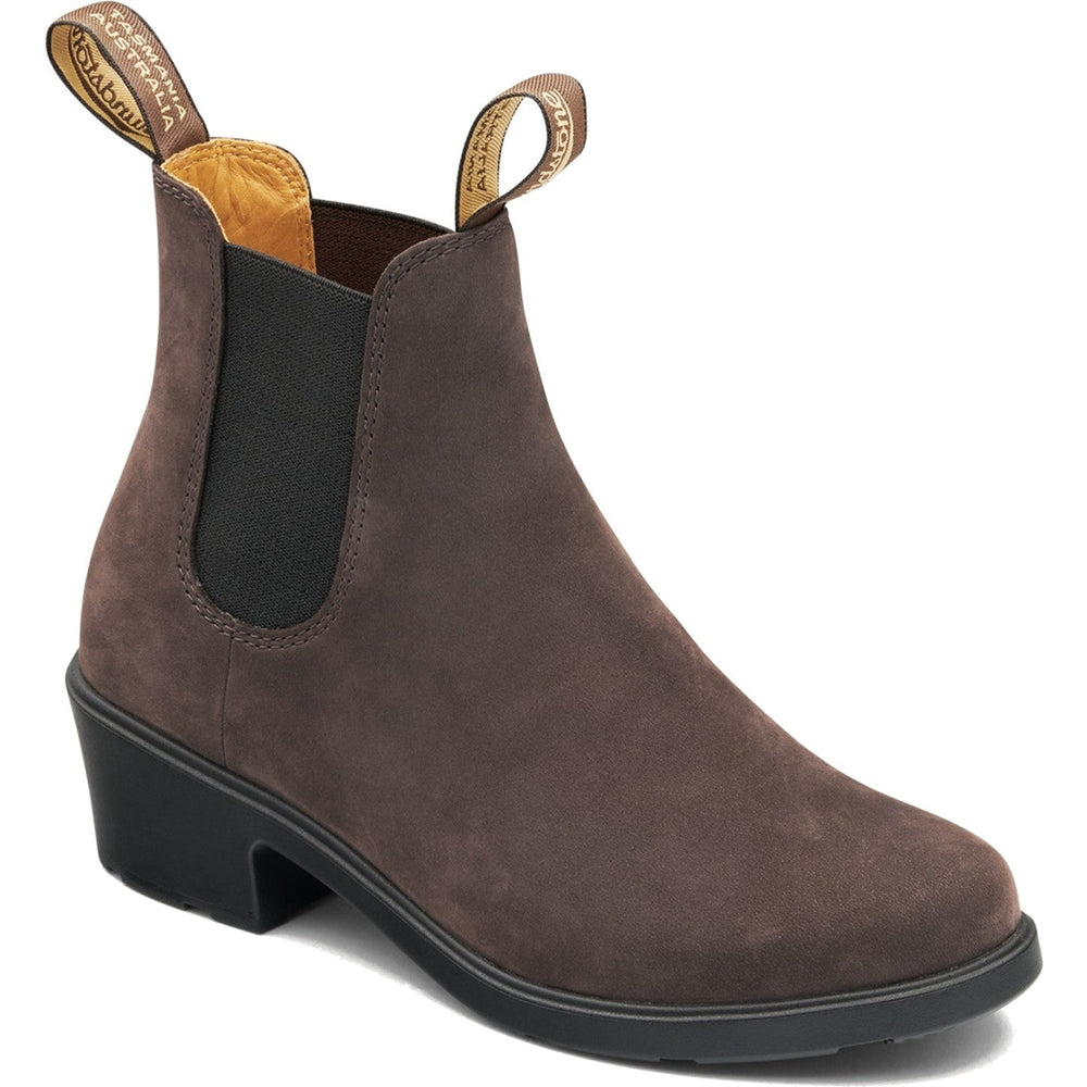 Three-quarter view of Blundstone Women's Series 2666 Heeled Chelsea Boot in Ground Coffee
