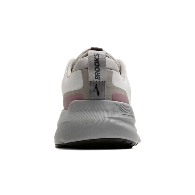 Rear heel view of Brooks Ariel GTS 26 women&