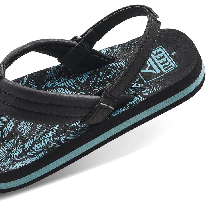 Heel strap detail of Reef Kids&
