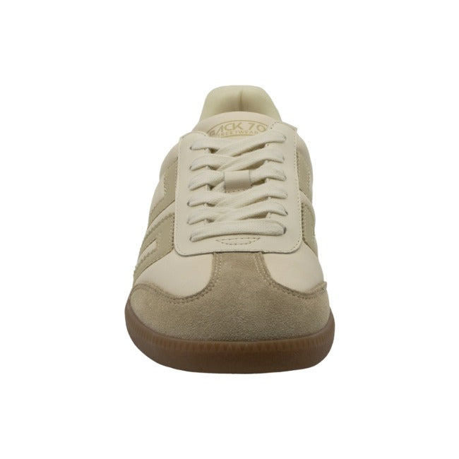Front of lace up Back 70 Cloud D26 women&