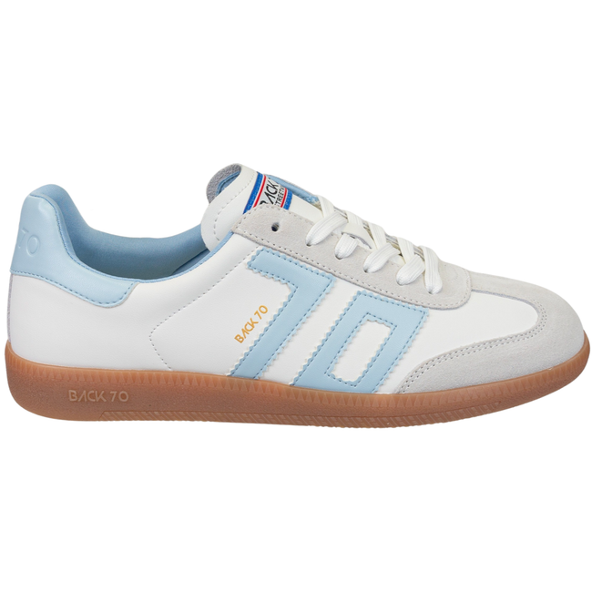 Lateral side of Back 70 Cloud women’s retro sneaker in white and light blue.
