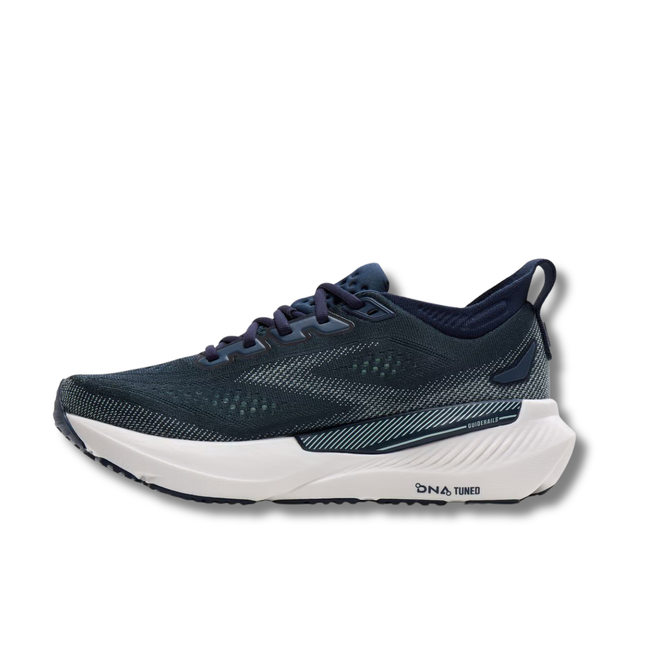 Medial side of Brooks Women&