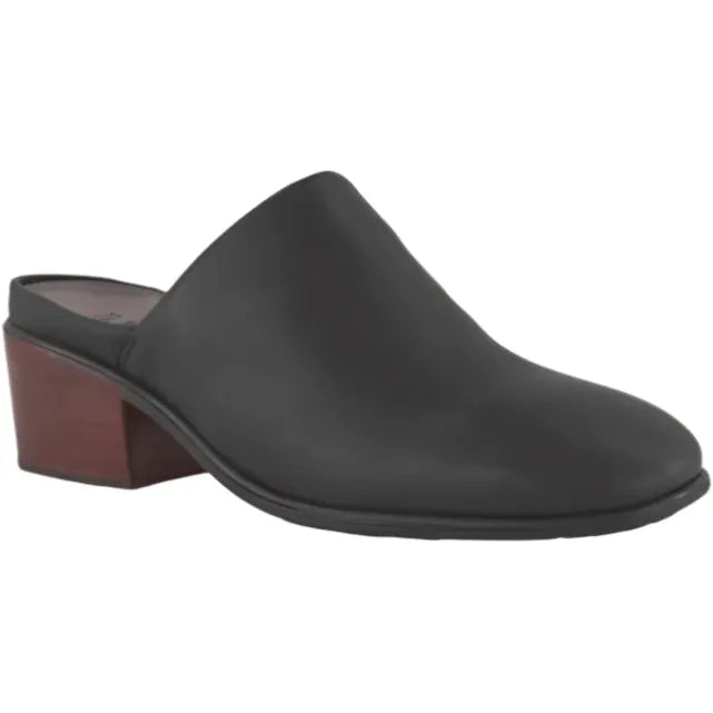 Lateral side angled view of Naot Women&
