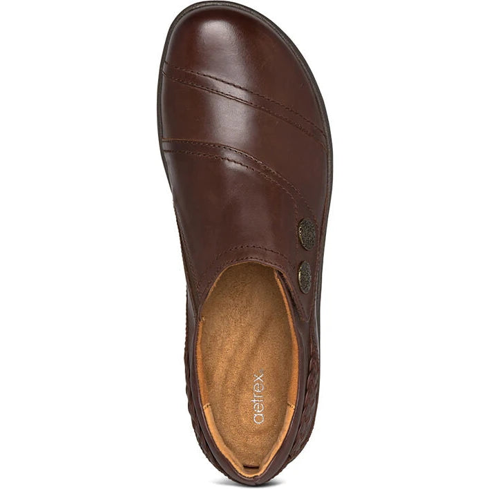 Top down view of Aetrex Women&