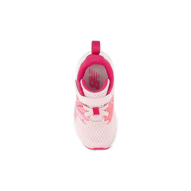 Top of New Balance Kids&