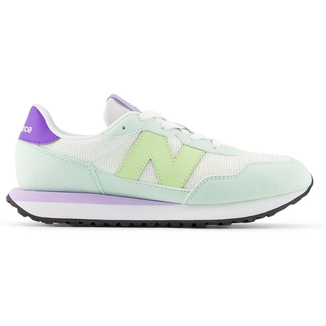 New Balance Kids' 237 Bungee Lace shoe in white and green, lateral view.