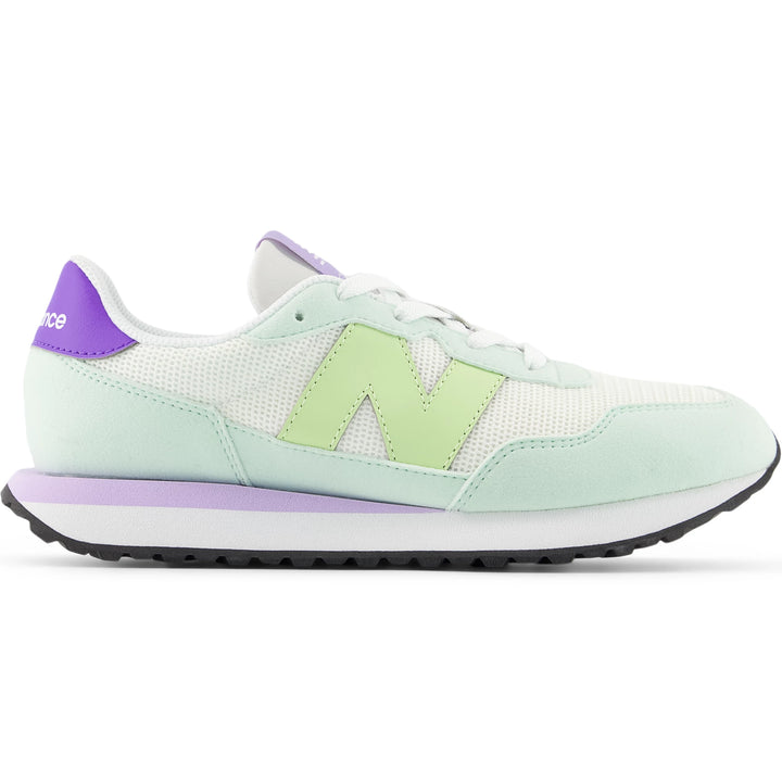 Side of New Balance Kids&