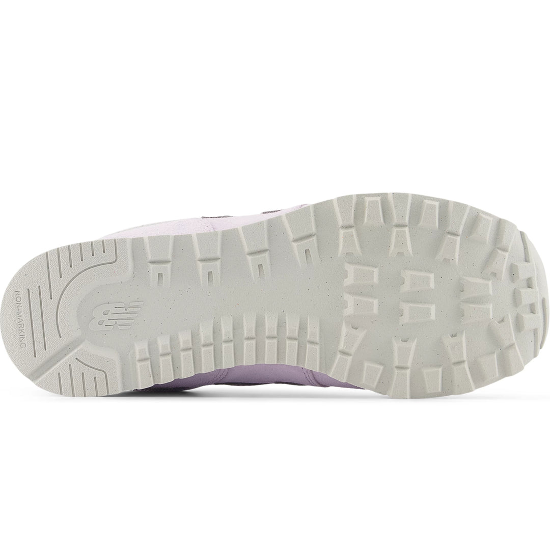 Sole of New Balance Kids&