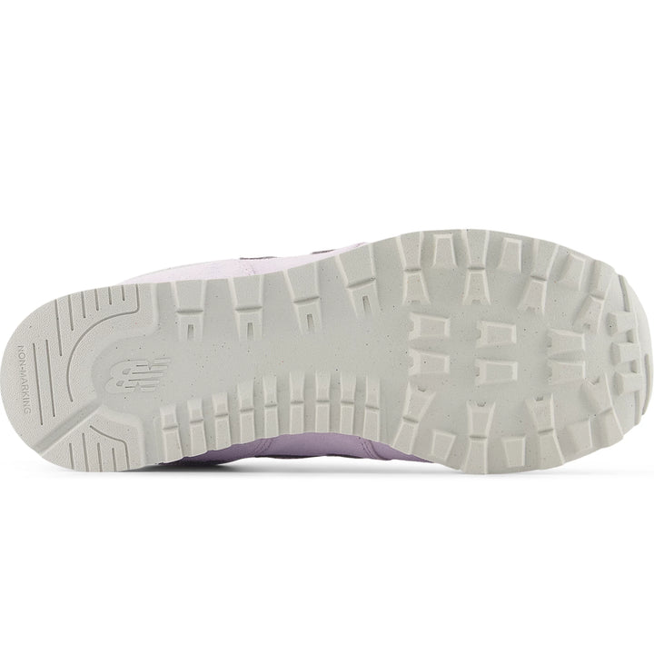 Sole of New Balance Kids&