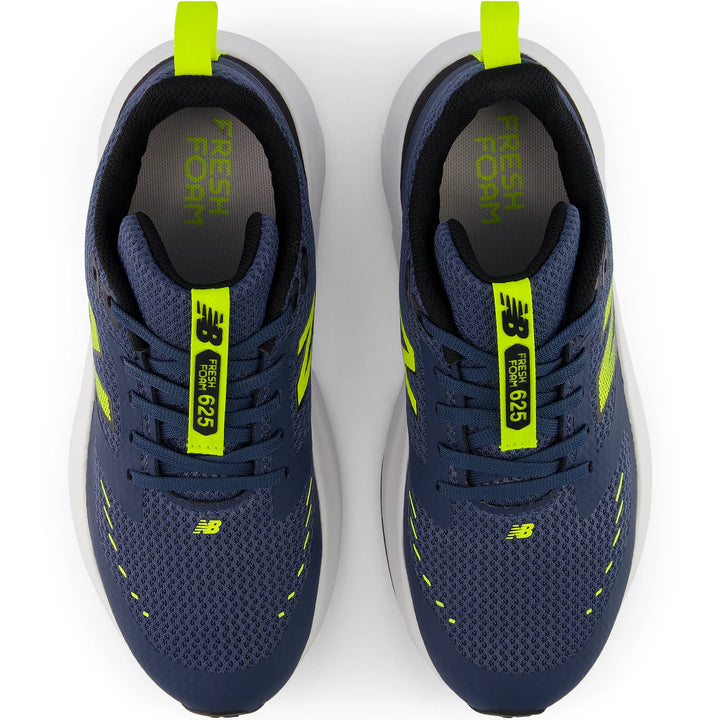 Top of New Balance Kids&
